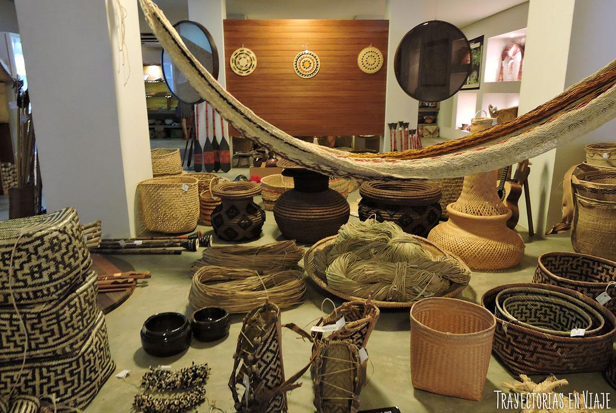Qué hacer en Manaos - Galería de artesanías