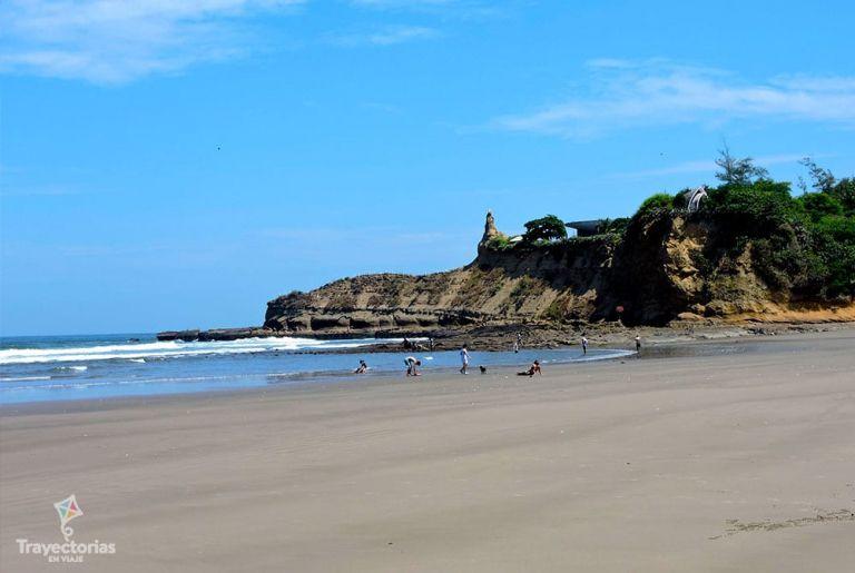 Playas de Ecuador por la Ruta del Sol - Trayectorias en Viaje